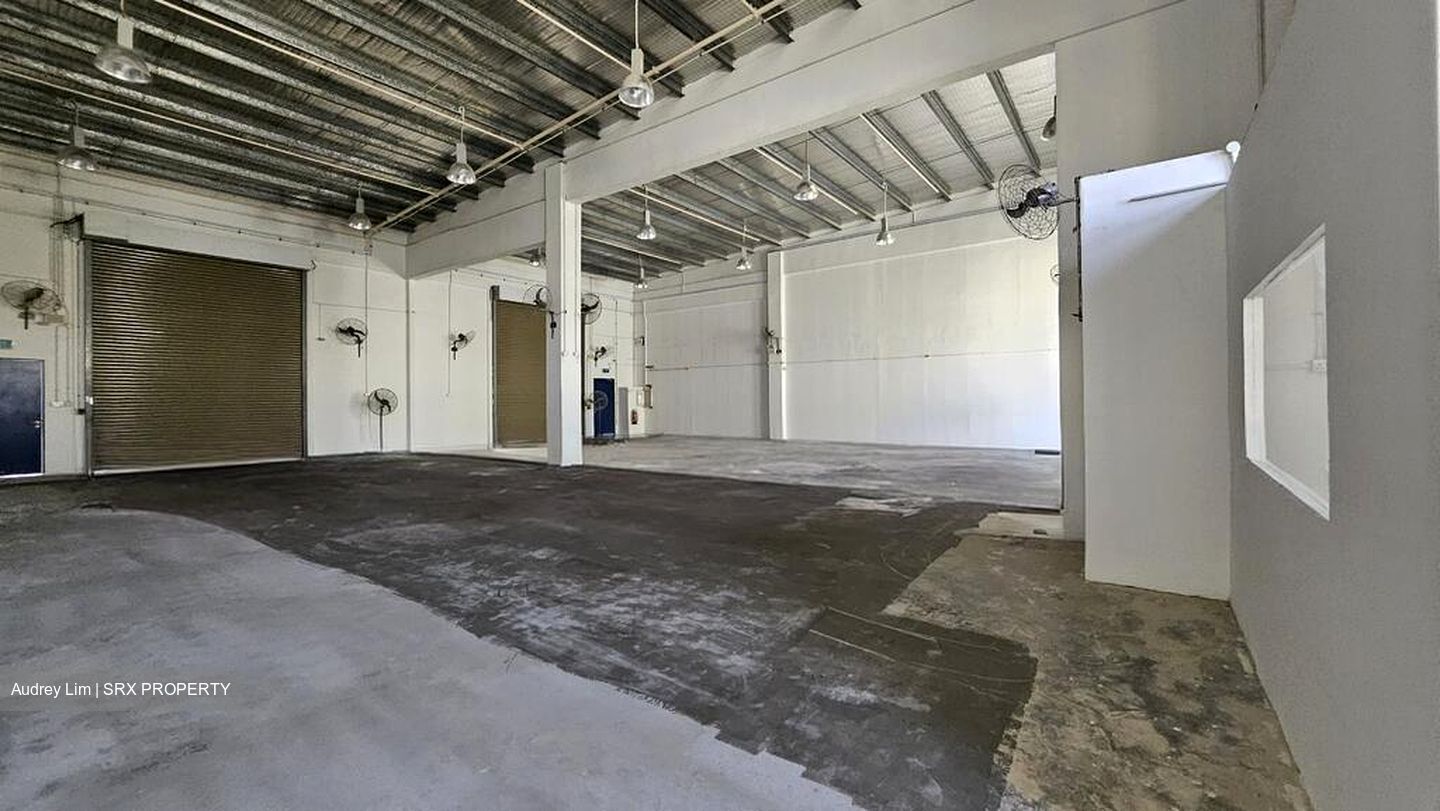 North View Bizhub (D27), Factory #568665761
